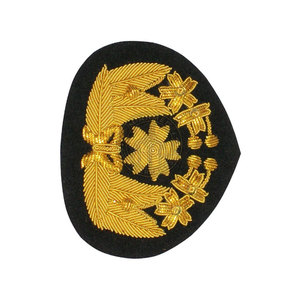 Meilleurs badges brodés à coudre de haute qualité avec couleurs de fil personnalisées, travail de broderie détaillé, bordure solide, tissu en toile - Product Image 2