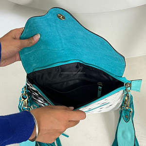 Bolso Bandolera de Cuero Genuino con Flecos, Diseño Exclusivo 2026, Hecho a Mano, para Mujer, Venta al por Mayor, Expo de Marzo - Product Image 6