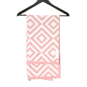 Serviette de plage personnalisée nordique durable OEM ODM fabriquée à Taiwan - Product Image 1