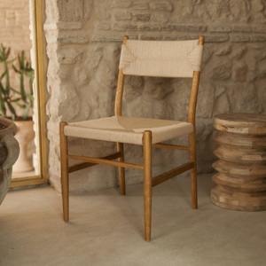 Chaise de salle à manger moderne en teck massif avec assise en rotin naturel et design élégant pour restaurant, café, mobilier de salle à manger - Product Image 2