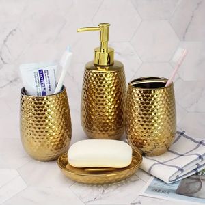 Ensemble de salle de bain en laiton doré brossé avec accessoires coordonnés pour la décoration et le style luxueux du comptoir de salle de bain - Product Image 5
