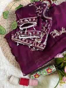 Sari en soie Rich Look Space avec broderies étonnantes, travail de broderie et motifs Butta épais sur toute la surface du sari avec ToTon Aarco - Product Image 3