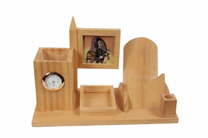 Organisateur de bureau en bois de pin écologique fait main et porte-stylos multifonctionnel pour la maison et les cadeaux d'entreprise - Product Image 1