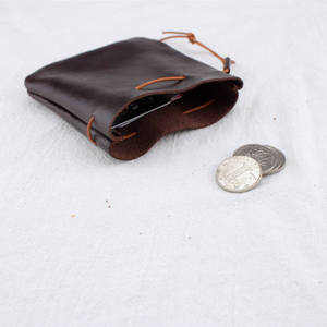 Bolsa de Dados de Cuero Hecha a Mano, Cuadrada, Minimalista, con Cordón, Bolsa de Almacenamiento Negra y Marrón, Accesorio de Juego DND para Adultos - Product Image 5