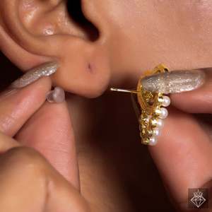 Prao ต่างหูเม็ดเล็กคริสตัลสีตัดกันป้องกันการเสื่อมเสียและไข่มุกดีไซน์รูปหัวใจสำหรับผู้หญิง - Product Image 2