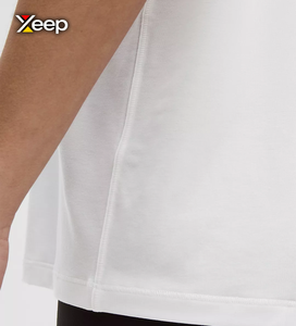 Camiseta Deportiva Ligera Informal para Mujer XEEP, Personalizable, Corte Holgado, Manga Corta, Transpirable, Cuello en V, Tejido de Punto con Letras - Product Image 4