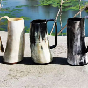 Jarra de Cerveza Hecha a Mano de Cuerno de Buey Pulido - Recipiente Único para Beber Estilo Vikingo para Entusiastas de la Cerveza Ale - Product Image 1