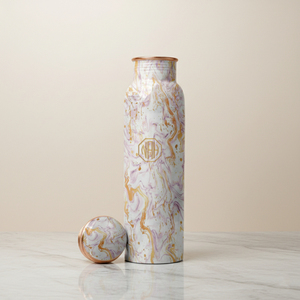 Bouteille d'eau en cuivre artisanale tendance 2026 de 750 ml |   Vaisselle en métal portable, légère, antirouille et étanche pour la vente en gros - Product Image 6