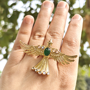 แหวนปรับขนาดได้ลายนกอินทรีชุบทอง 18k ประดับด้วยคริสตัลควอตซ์สีเขียวขนาดเล็กและคริสตัล CZ สไตล์ฟีนิกซ์ เหมาะสำหรับเป็นของขวัญสำหรับทุกเพศ - Product Image 1
