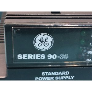 Alimentation électrique 2 GE FANUC IC693PWR321AA, 120/240VAC - Équipements et pièces semi-conductrices d'occasion fiables à l'échelle mondiale - Product Image 3