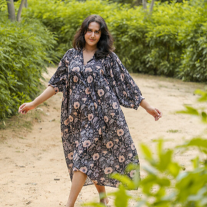 Loral-cuello elástico, hecho a mano - Product Image 1