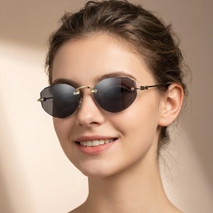 Lunettes de soleil polygonales sans monture avec logo personnalisé, dégradées, style classique européen et américain, unisexe - Product Image 1
