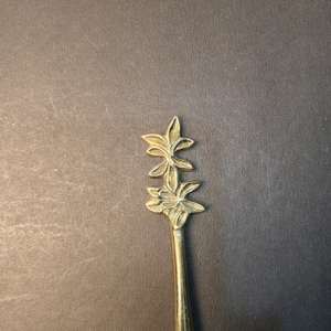 Couteau à beurre à tige en feuille d'or classique et créatif, en acier inoxydable de qualité supérieure, spécial pour le tartiner de confiture, écologique, décoratif floral - Product Image 4
