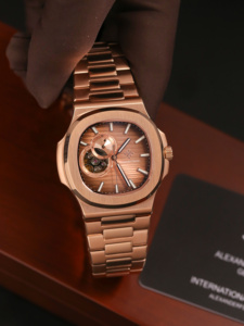 Montre mécanique automatique résistante à l'eau en acier inoxydable, mouvement SEIKO, 42,5 mm, analogique pour homme, Alexander Ferros 6012R/08, saphir - Product Image 2