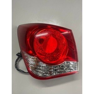 ข้อมูลจำเพาะหลอดไฟ DOM 12V 27 7W แบบไส้คู่ สำหรับไฟเบรกท้ายรถ - Product Image 2