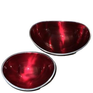 Ensemble de bols de service en acier inoxydable rouge de qualité supérieure avec finition brillante Parfait pour les salades, les collations et la présentation de table élégante - Product Image 1