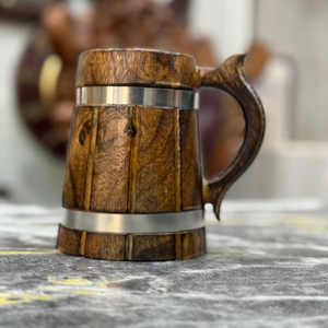 Mug en bois poli écologique style corne de Viking, chopes rustiques Viking avec doublure en acier inoxydable - Product Image 1