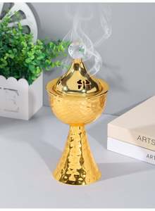 Brûleur à Bakhoor carré en bois foncé avec manchon en treillis doré à découpes florales, encensoir modulaire pour bougies chauffe-plat et Oud - Product Image 6