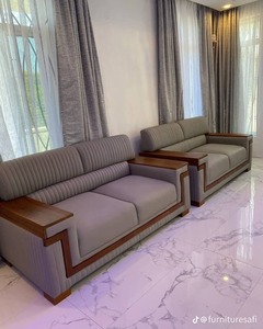 โซฟาผ้าดีไซน์ทันสมัยสำหรับใช้ในบ้าน ห้องนั่งเล่น อพาร์ทเมนต์ โรงแรม - โซฟาหุ้มเบาะนุ่มสบาย - Product Image 4