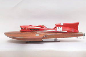 Modelo de hidroavión FERRARI en madera natural con acabado pulido, hecho a mano en Italia, para coleccionistas. - Product Image 2
