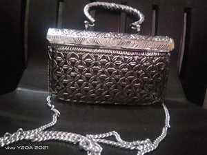 Metal Envelope Clutch With Diamond Lattice Pattern Chain Strap Flap Closure Stylish Evening Party <b>Bag</b> - Product Image 6