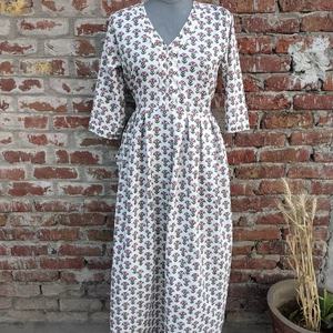 Vestido largo informal con estampado de bloques a mano, vestido Maxi bordado Floral de algodón indio, tela de algodón 100% Sostenible - Product Image 1