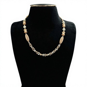 Parure de bijoux de luxe en or massif 22 carats pour mariage et soirée, collier ras-du-cou ajouré à perles filigranées pour femme - Product Image 1