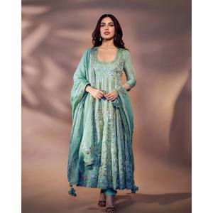 Robe de soirée avec jupe et dupatta, broderie de sequins, taille XL - Product Image 3