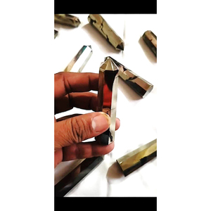 Vente en gros d'obélisques, tours et pointes en pyrite semi-précieuse naturelle, minéraux, cristaux naturels, objets artisanaux et figurines pour cadeaux d'affaires - Product Image 2