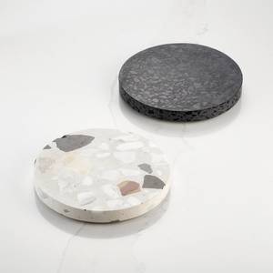 แผ่นรองแก้วเทอร์ราซโซลายจุดขาวดำ ดีไซน์หินทันสมัย - Product Image 5