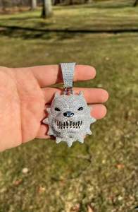 Collier pendentif tête de loup à pointes, plaqué argent, micro-pavé de diamants CZ, bijou hip-hop monstre - Product Image 2