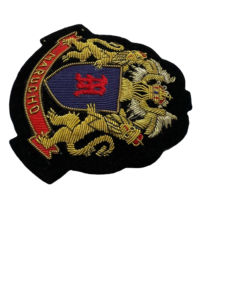 Patch en soie brodé à la main avec logo personnalisé, badges en tissu sergé faits à la main, emballage personnalisé - Product Image 3