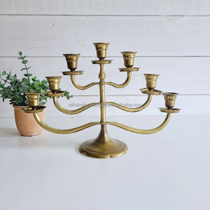 Candelabro de Metal Antiguo de Estilo Victoriano y Gótico - Candelabro de Latón Pesado con Múltiples Brazos, Fabricante de la India - Product Image 2
