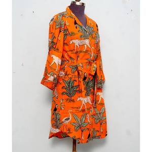 Nueva Camisa Larga de Tela con Estampado Personalizado, Cierre de Botones, Corte Holgado, Ropa de Dormir Cómoda, Túnica para Niñas - Product Image 5