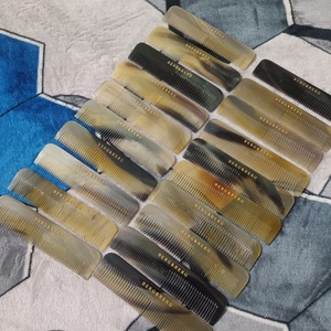 Peigne coiffant en corne de buffle de qualité supérieure, accessoire de soin des cheveux naturel fait main pour salon, barbier professionnel et usage domestique - Product Image 4