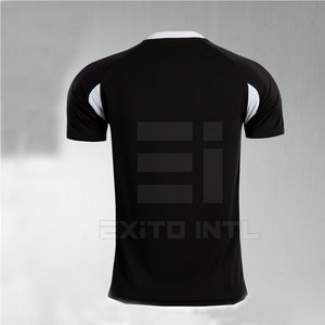 Camiseta de Fútbol Geométrica Negra para Hombre, Camiseta de Fútbol Sublimada de Poliéster con Gráfico de León, Conjunto de Entrenamiento con Cuello Redondo y Manga Corta - Product Image 2