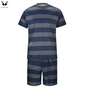 Ensemble T-shirt et short en gros – Ensemble deux pièces confortable pour homme – Design unique – Vêtements d'été pour adulte - Product Image 2