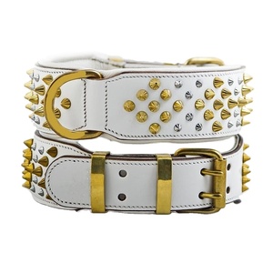 Saman คอสุนัขหนังคุณภาพพรีเมี่ยมสำหรับสุนัขหมุดปักสีเงินสีทอง - Product Image 3