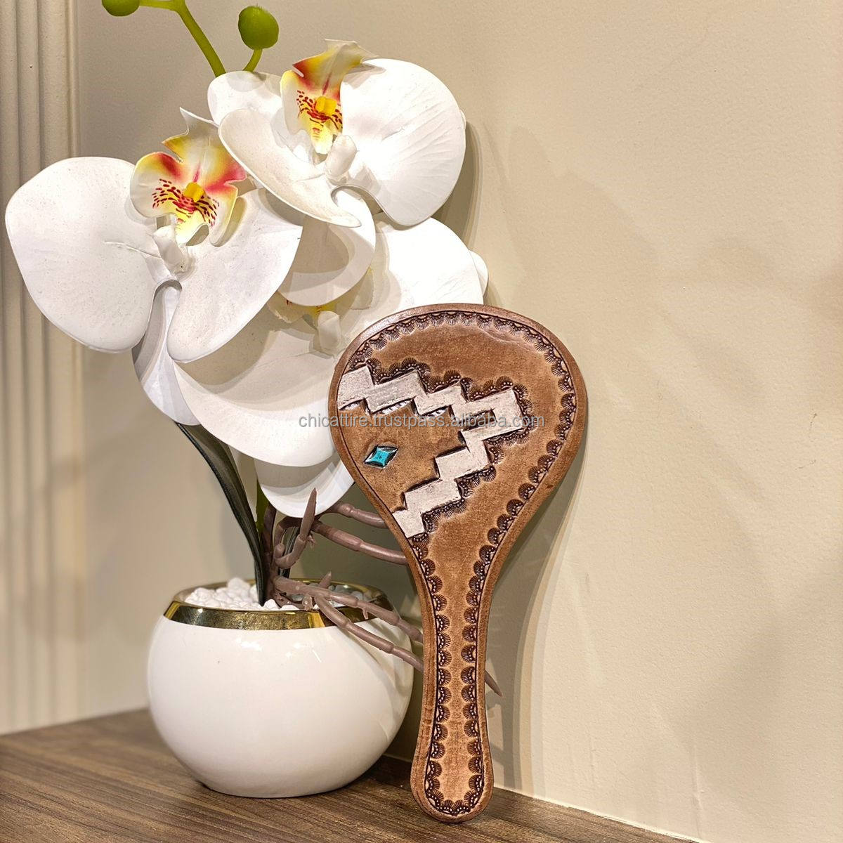 สีน้ำตาล