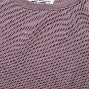 เสื้อยืดคอกลมแขนสั้นผู้ชาย ผ้าถัก สีทึบ ระบายอากาศได้ดี ทรงเข้ารูป สวมใส่สบาย สีม่วง - Product Image 6