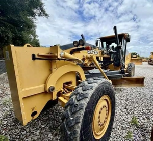 Motoniveladora Usada 2015 672GP, Equipo de Construcción Pesada, Venta al Por Mayor - Product Image 2