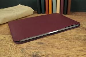 Funda Protectora para Laptop de Cuero Genuino de Fábrica, Personalizada, Moderna, Ecológica, Duradera, Ligera, con Cierre de Asa para MacBook - Product Image 4