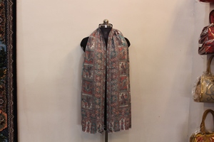 Bufanda Larga Reversible para Mujer, con Estampado Digital, de Poliéster, Resistente al Viento, para Uso Diario en Todas las Estaciones - Product Image 3