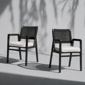 Chaises de salle à manger modernes en bois massif avec dossier en rotin pour usage extérieur dans les cafés et les patios - Product Image 6