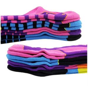 Chaussettes de compression athlétiques fines en polyamide pour hommes, respirantes, pour le sport, longueur mi-mollet, tricotées pour l'été - Product Image 4