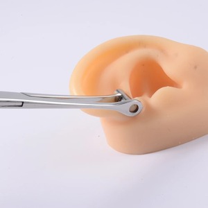 1 Pince à Piercing Professionnelle en Acier Chirurgical pour Nombril, Oreille, Septum, Lèvre, Auto-Bloquante, avec Aiguille de Piercing – Kit d'Instruments - Product Image 2