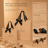 Sacs de shopping en carton personnalisés de luxe avec ruban et poignée, logo imprimé, emballage cadeau pliable et réutilisable pour vêtements