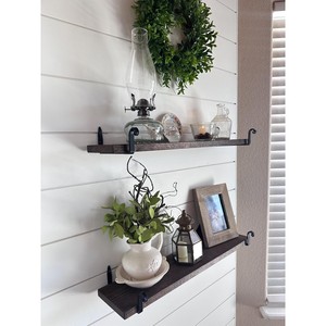 Estante de Pared Rústico de Teca Hecho a Mano con Soportes de Hierro - Venta al por Mayor B2B - Product Image 1