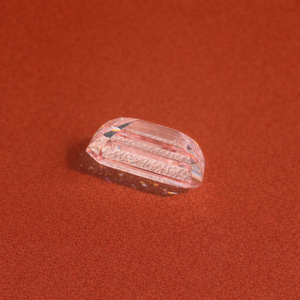 Diamante suelto cultivado en laboratorio, corte esmeralda rosa de 5.0 CT, certificado IGI, color fantasía, claridad VS1-VS2, para anillos y colgantes. - Product Image 2