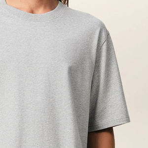 Diseño de Logotipo Personalizado para Compradores al por Mayor, Camiseta de Corte Cuadrado, 100% Algodón, Estilo Casual y Moderno, Hombros Caídos, Color Sólido - Product Image 4